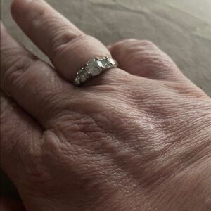 Elegant Silver Women's Ring